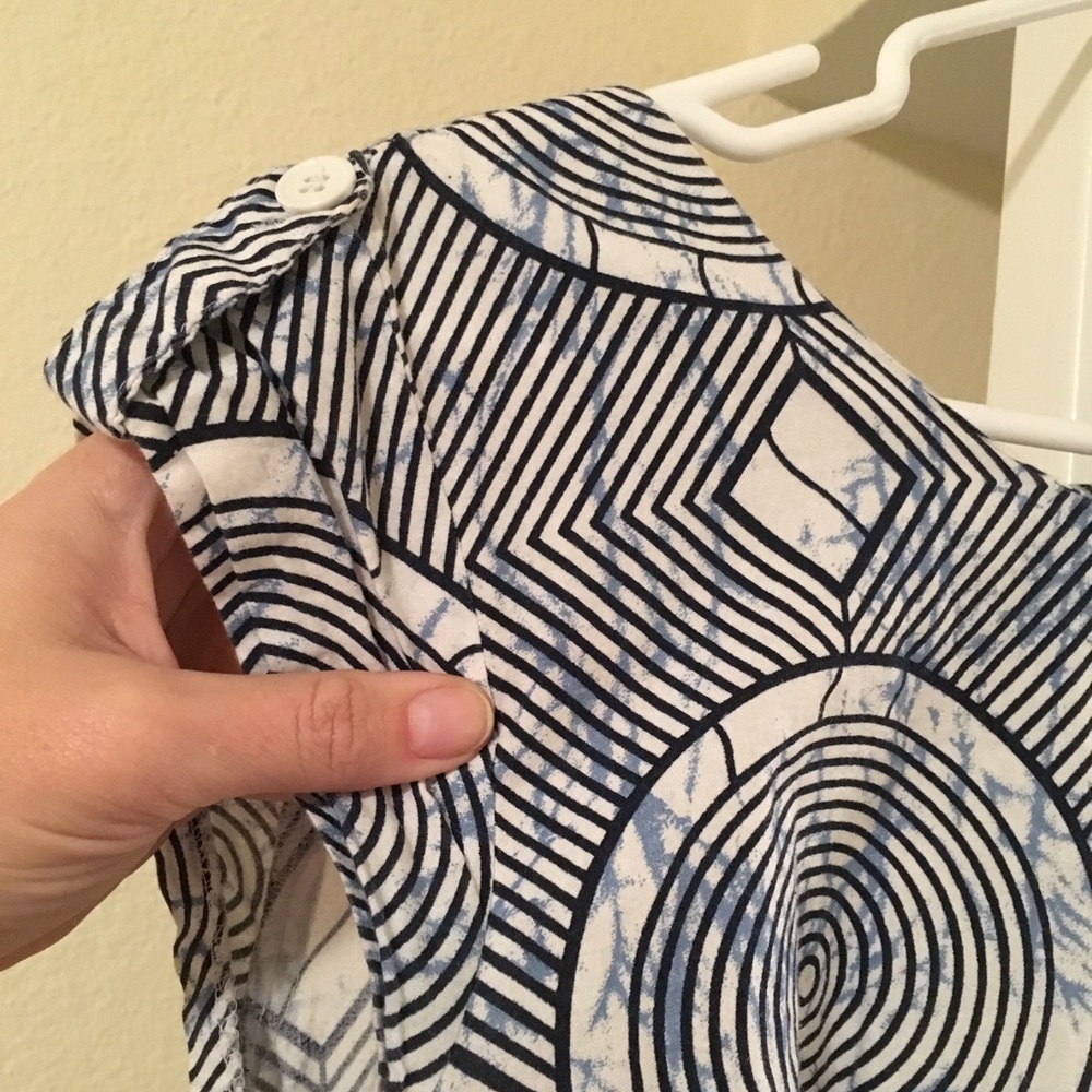 Geometric Mini Dress - Picture 4 of 4